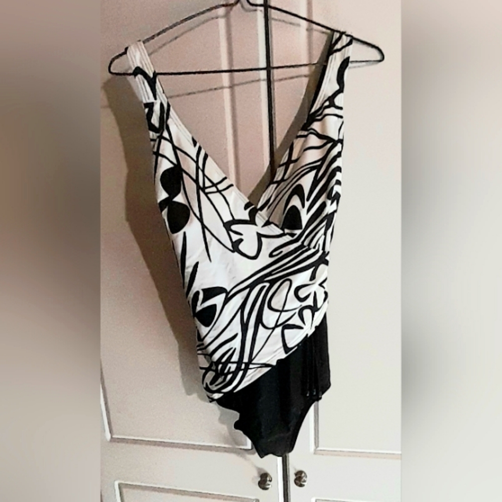 Bathing suit